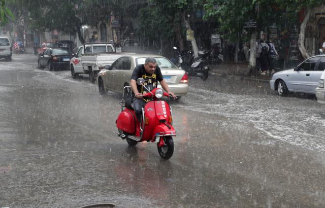 سقوط الأمطار على القاهرة- حالة الطقس