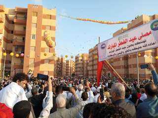 ساحة النرجس تحتشد بآلاف المواطنين من سكان بدر للاحتفال بعيد الفطر (صور)