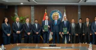 باستثمارات 88 مليون دولار.. «البترول» توقع اتفاقية مع «شيفرون» للبحث عن الغاز والزيت بالبحر المتوسط