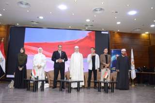 المؤتمر الخامس للتنمية البشرية وإعداد القادة والمدربين العرب يكرّم الدكتورة وفاء عبدالسلام
